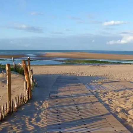 Holiday home Du Midi De - Charmante Maison De Avec Piscine Chauffee *