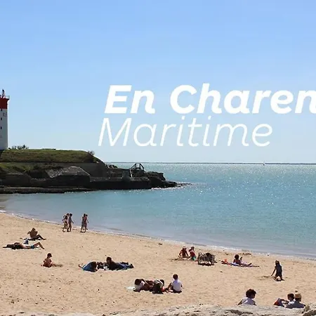 Du Midi De - Charmante Maison De Avec Piscine Chauffee