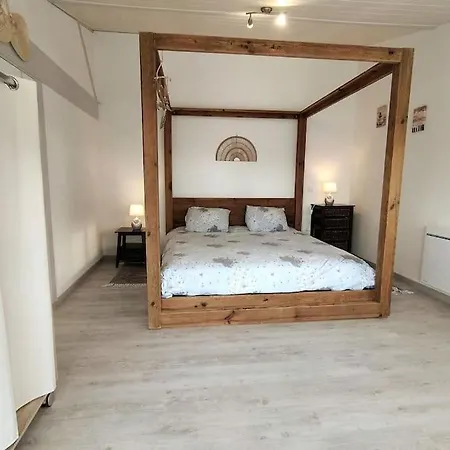 Du Midi De - Charmante Maison De Avec Piscine Chauffee * Saint-Porchaire