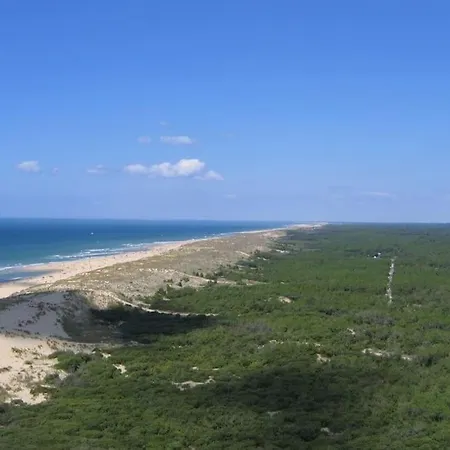 Du Midi De - Charmante Maison De Avec Piscine Chauffee *