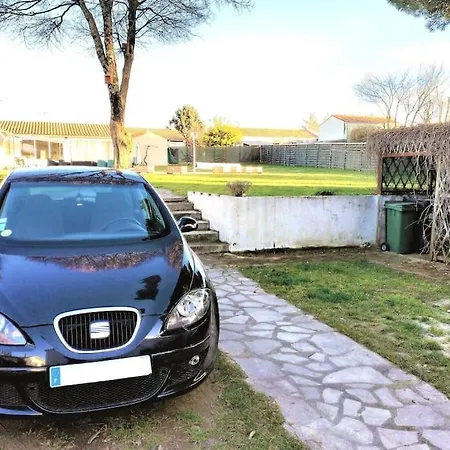 Du Midi De - Charmante Maison De Avec Piscine Chauffee