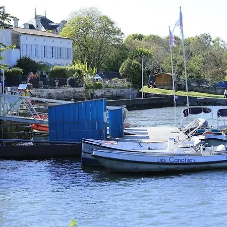 Du Midi De - Charmante Maison De Avec Piscine Chauffee *