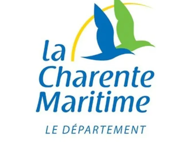 Du Midi De - Charmante Maison De Avec Piscine Chauffee Casa de Férias *