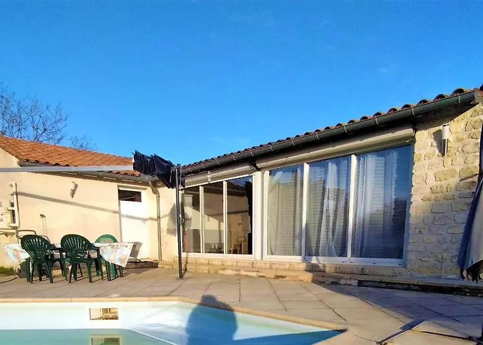 Du Midi De - Charmante Maison De Avec Piscine Chauffée Casa vacanze Saint-Porchaire